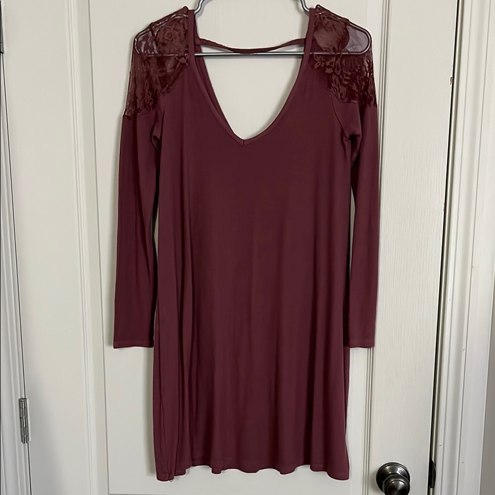 EUC- American Eagle dusty purple dress size Small/Medium, lace detail